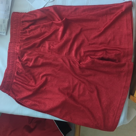 And 1 basketball shorts - Picture 3 of 3